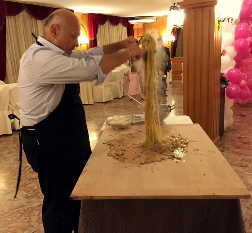 Oscar E Amorina Montegiorgio المظهر الخارجي الصورة